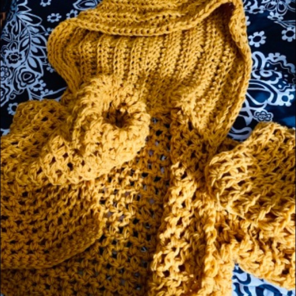 Mustard Chunky Mesh Hooded cropped cardigan